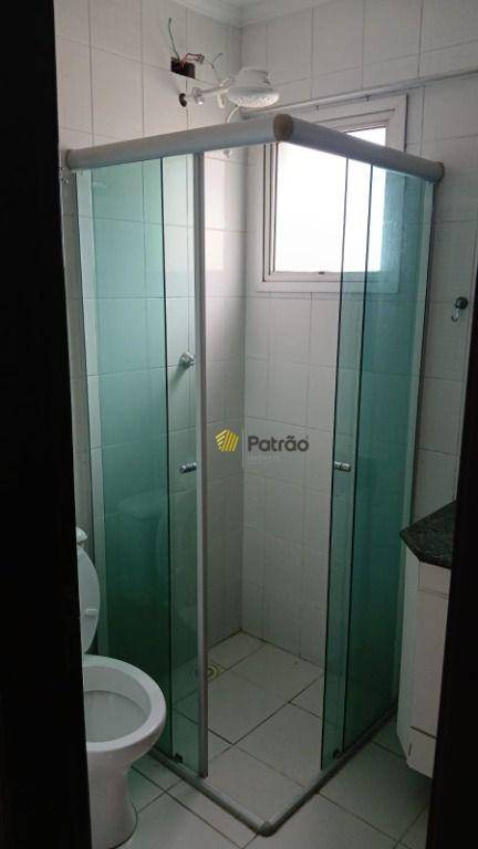 Apartamento para alugar com 2 quartos, 54m² - Foto 9
