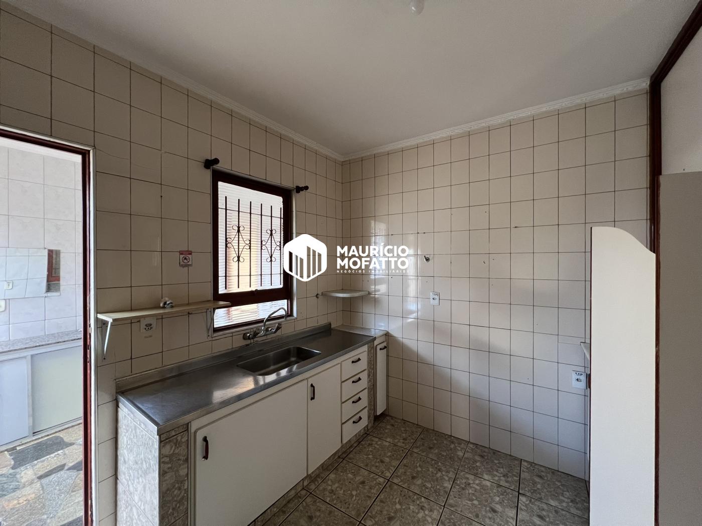 Casa à venda com 3 quartos, 250m² - Foto 12