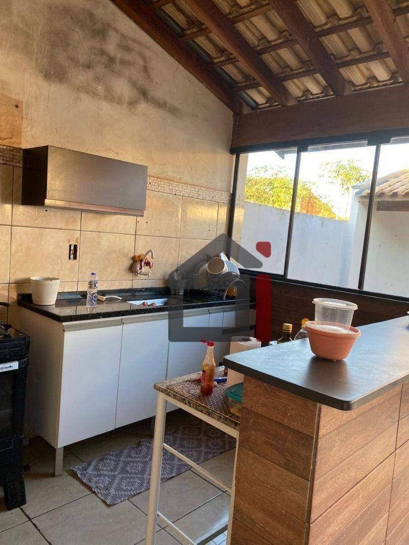 Casa à venda com 2 quartos, 147m² - Foto 10