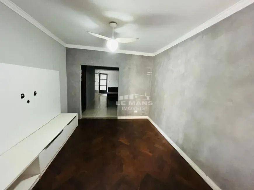 Casa à venda com 2 quartos, 74m² - Foto 4