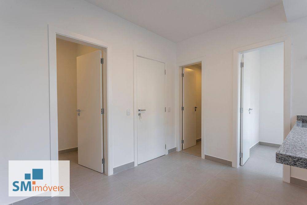 Apartamento à venda com 4 quartos, 262m² - Foto 12