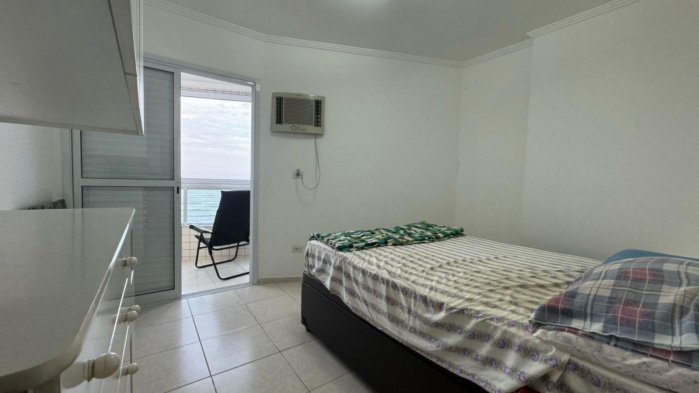 Apartamento à venda com 2 quartos, 70m² - Foto 13