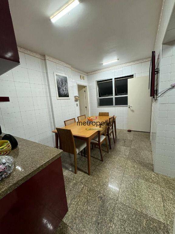 Apartamento à venda com 4 quartos, 180m² - Foto 12