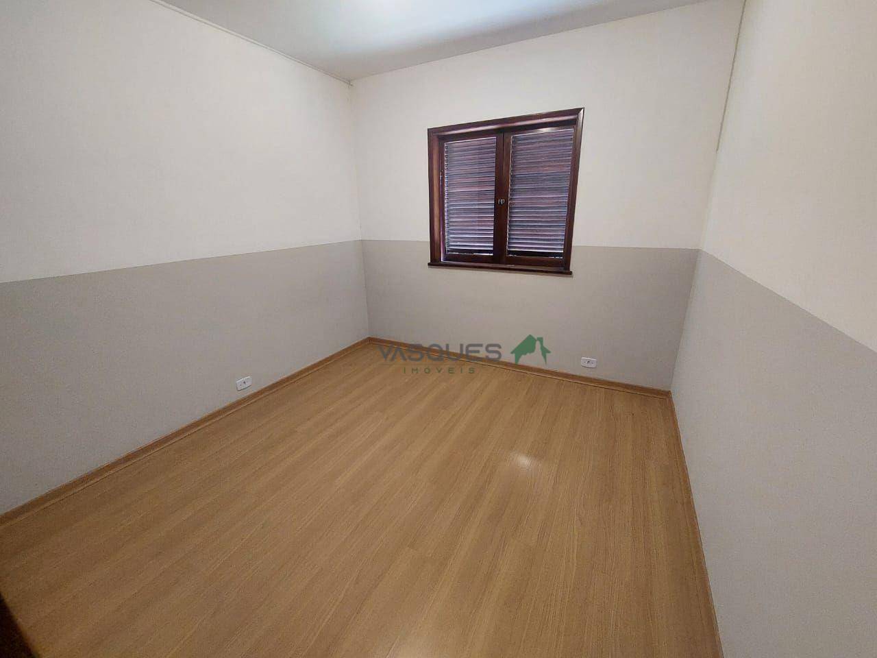 Casa à venda com 4 quartos, 195m² - Foto 25