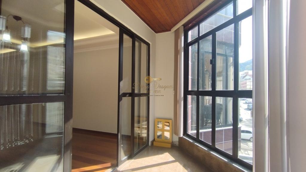 Apartamento à venda com 3 quartos, 131m² - Foto 5