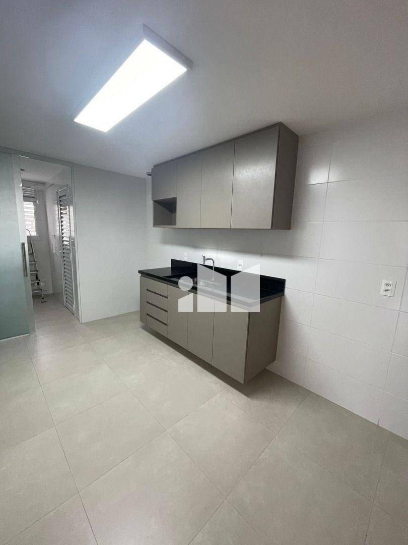 Apartamento para alugar com 3 quartos, 100m² - Foto 14