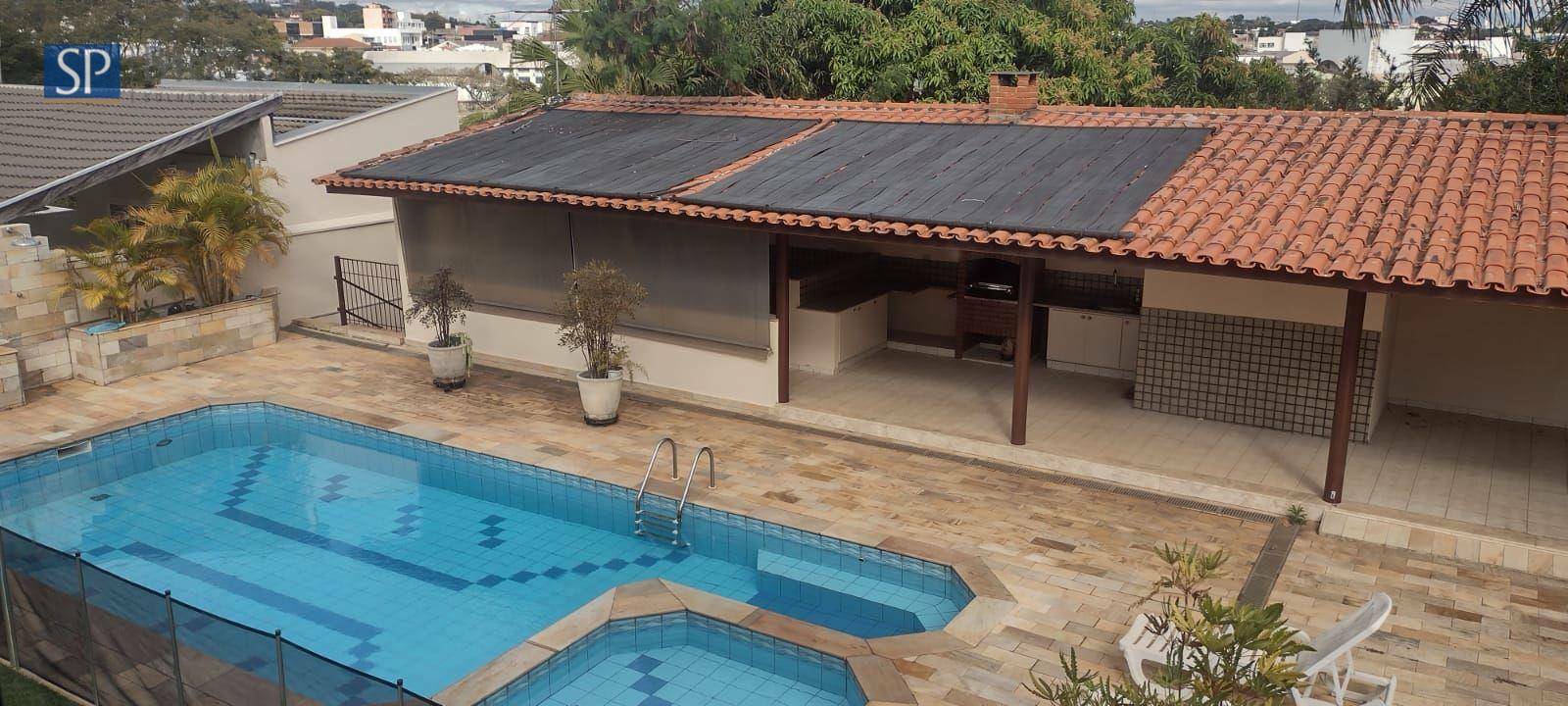 Casa de Condomínio à venda com 4 quartos, 387m² - Foto 1