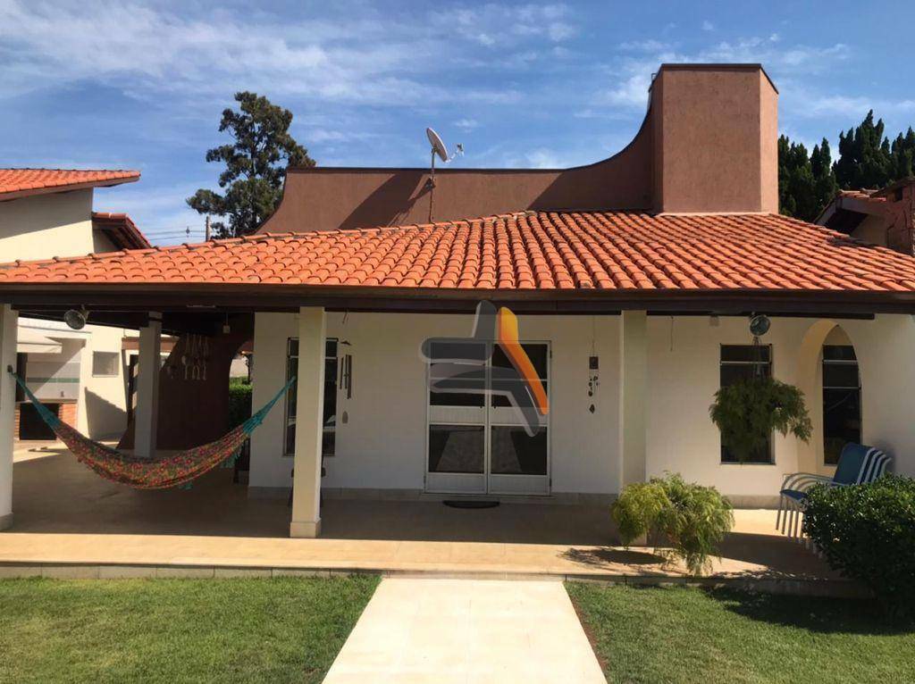 Casa de Condomínio à venda com 3 quartos, 433m² - Foto 1