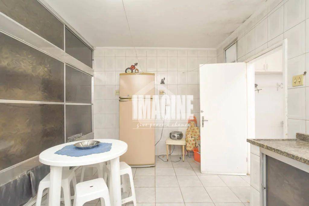 Casa à venda com 2 quartos, 125m² - Foto 13