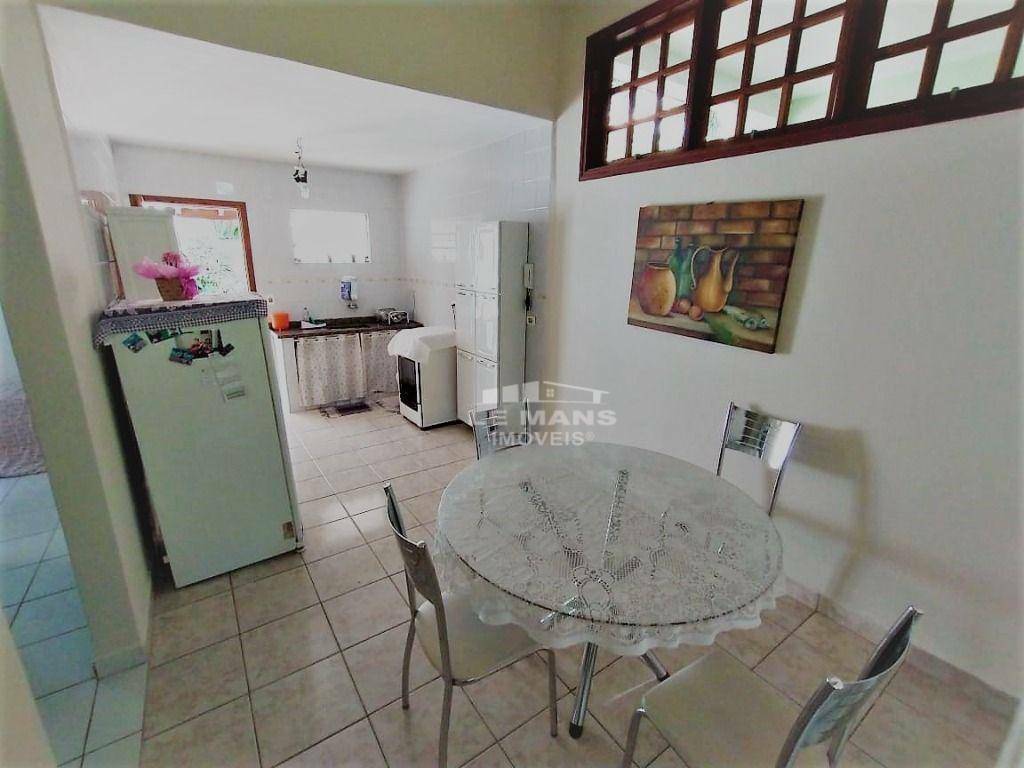 Casa à venda com 4 quartos, 218m² - Foto 24