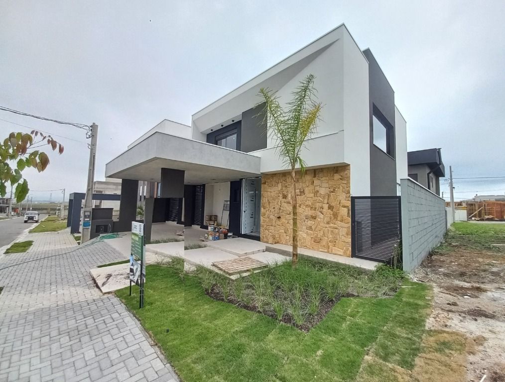 Sobrado à venda com 4 quartos, 220m² - Foto 4