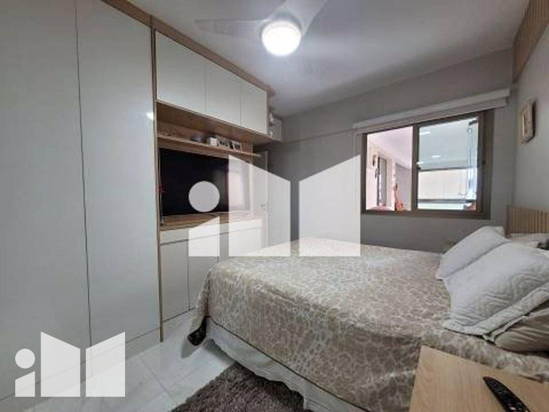 Apartamento à venda com 3 quartos, 130m² - Foto 12