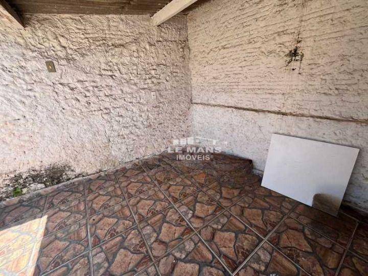 Casa, 2 quartos, 81 m² - Foto 2