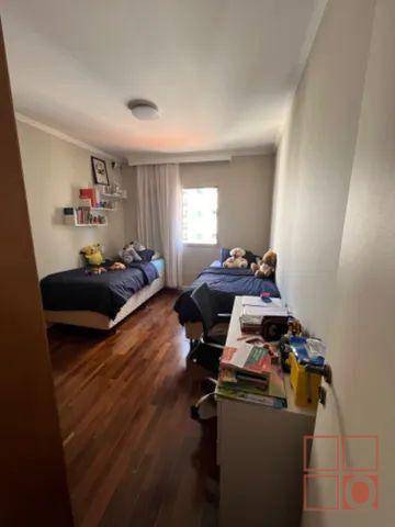 Apartamento à venda com 5 quartos, 200m² - Foto 5