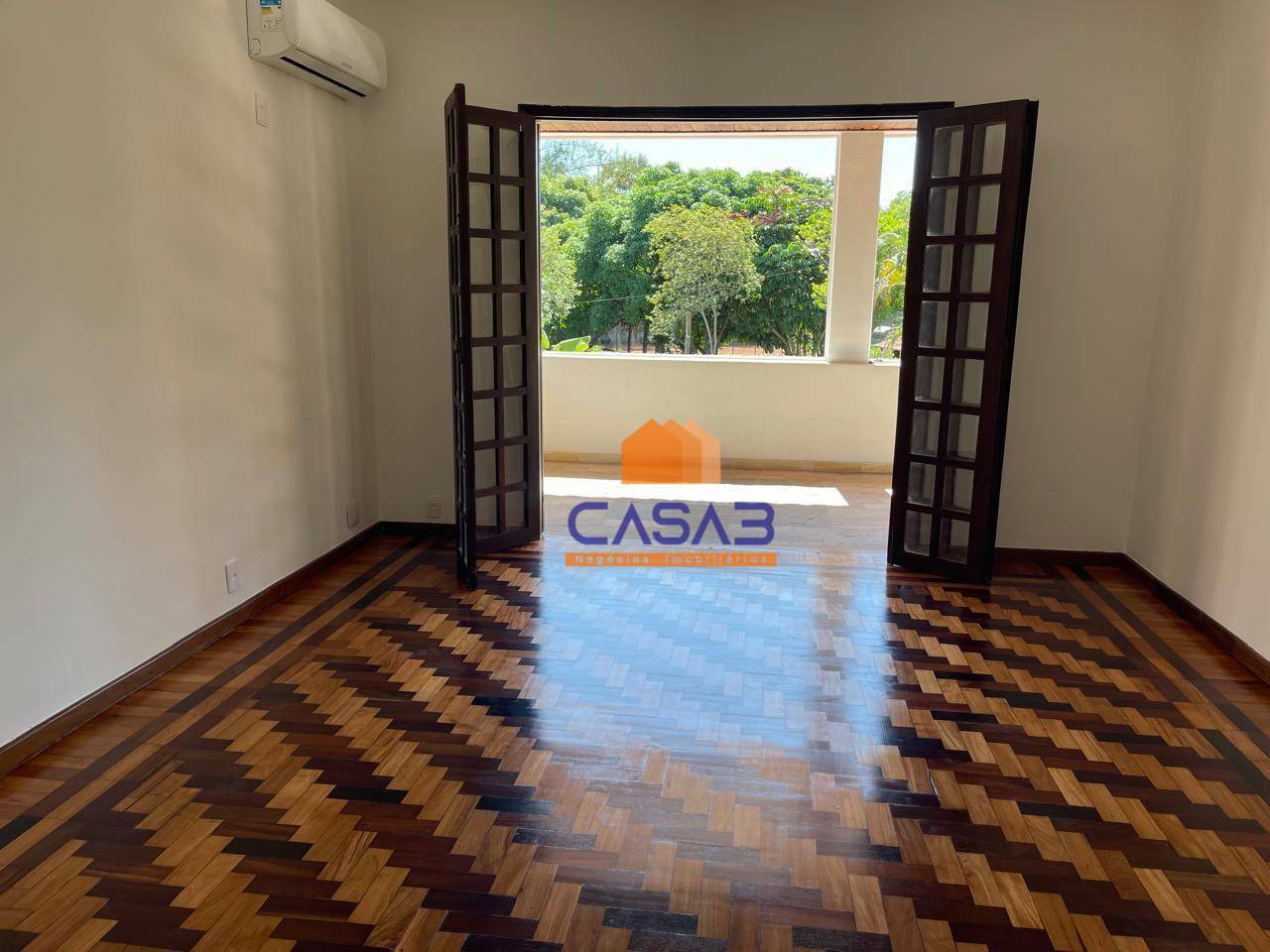 Casa à venda com 6 quartos, 473m² - Foto 31