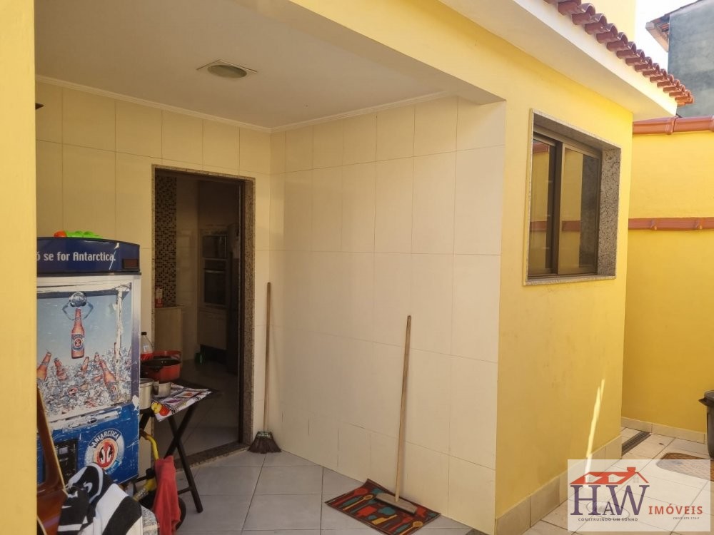 Casa à venda com 3 quartos, 100m² - Foto 26