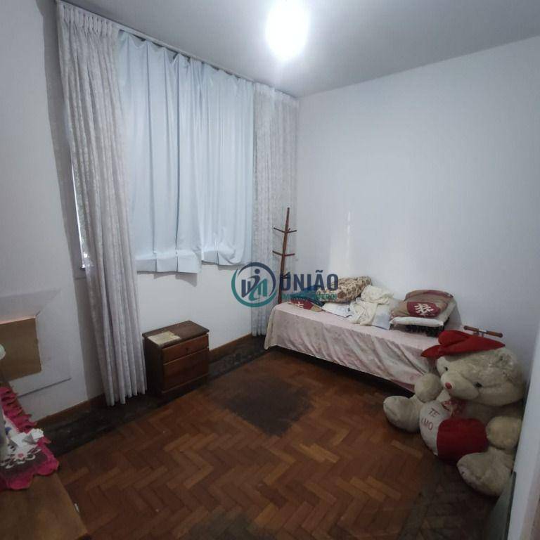 Apartamento à venda com 3 quartos, 113m² - Foto 9