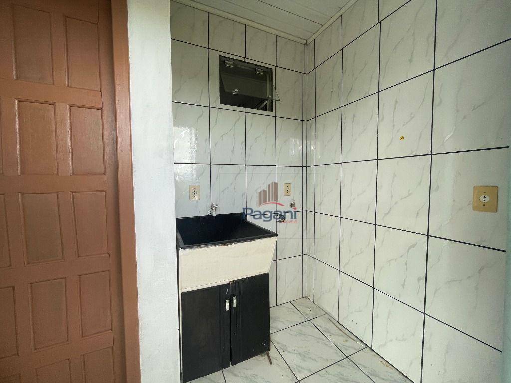 Casa para alugar com 2 quartos, 100m² - Foto 7