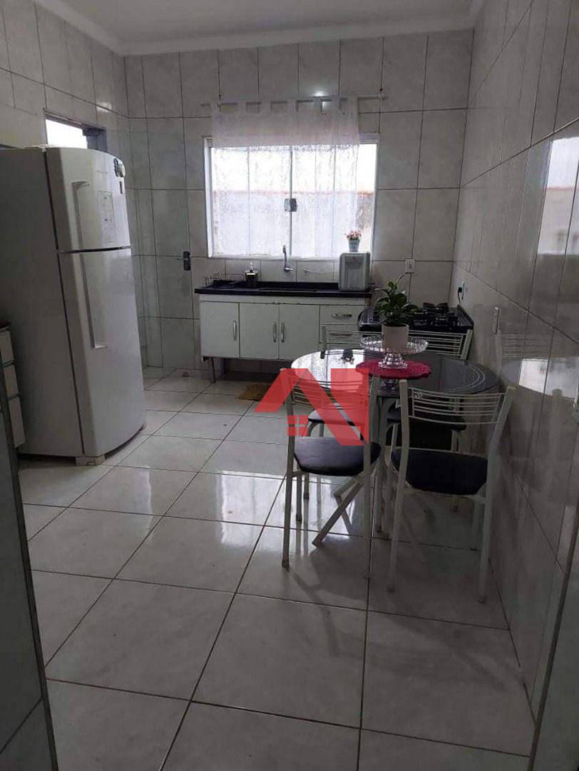 Casa à venda com 2 quartos, 120m² - Foto 19