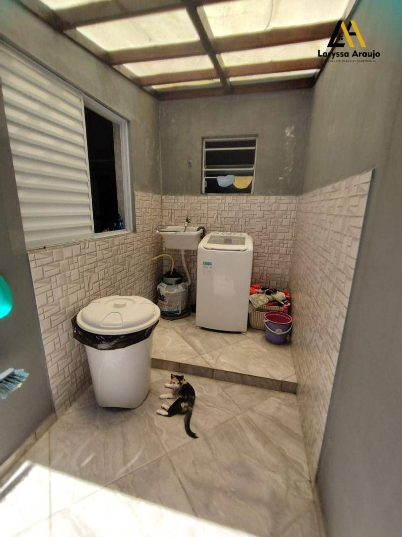 Casa, 3 quartos, 160 m² - Foto 2