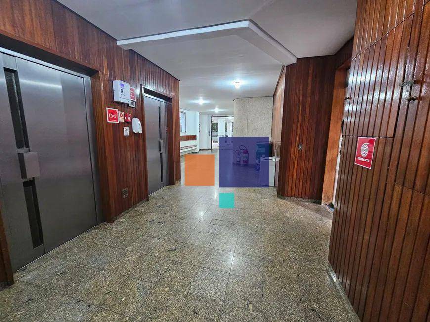 Apartamento à venda com 2 quartos, 68m² - Foto 11