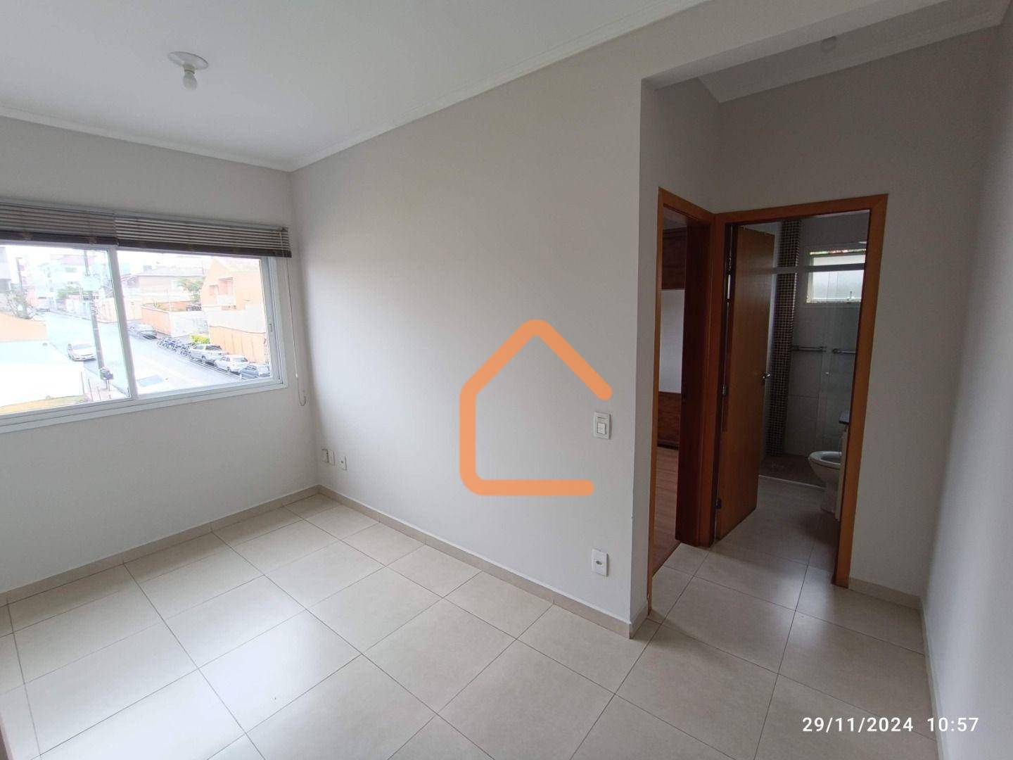 Apartamento para alugar com 1 quarto, 56m² - Foto 7