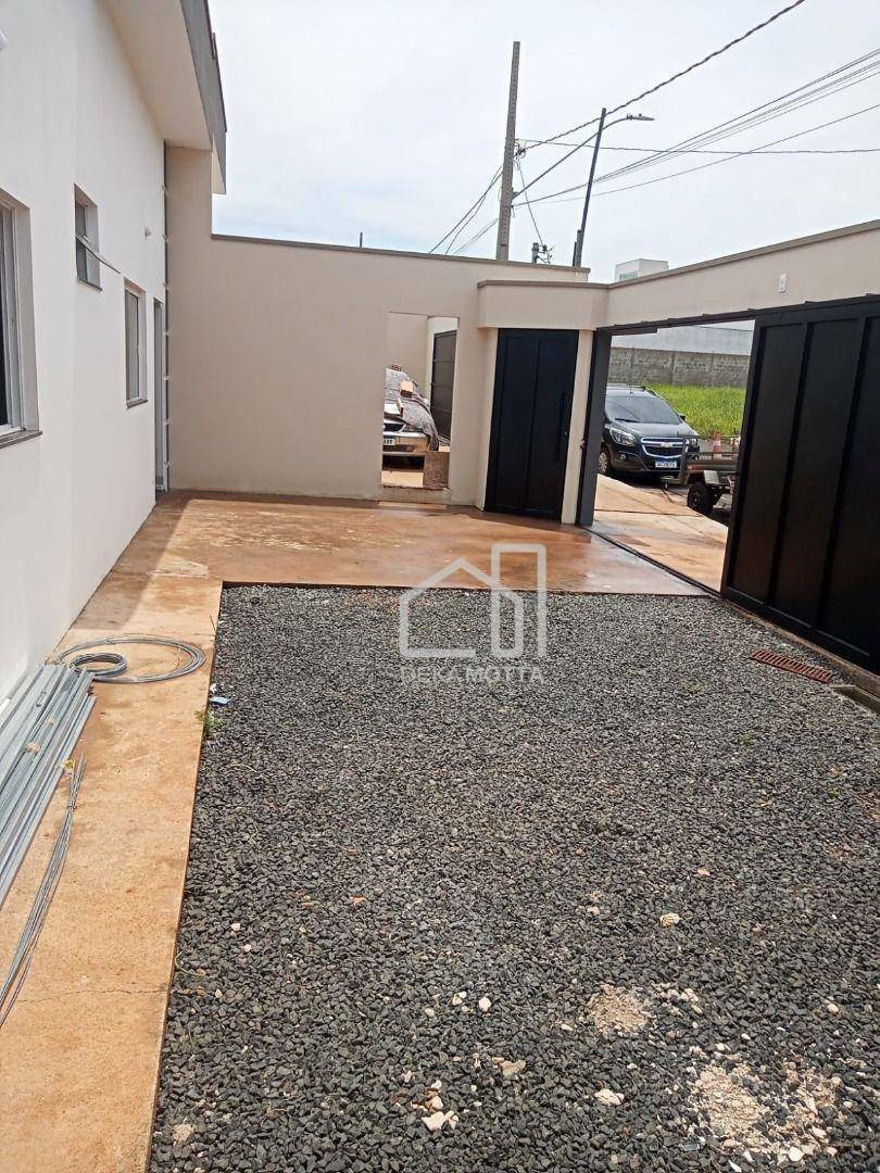 Casa à venda com 2 quartos, 75m² - Foto 3