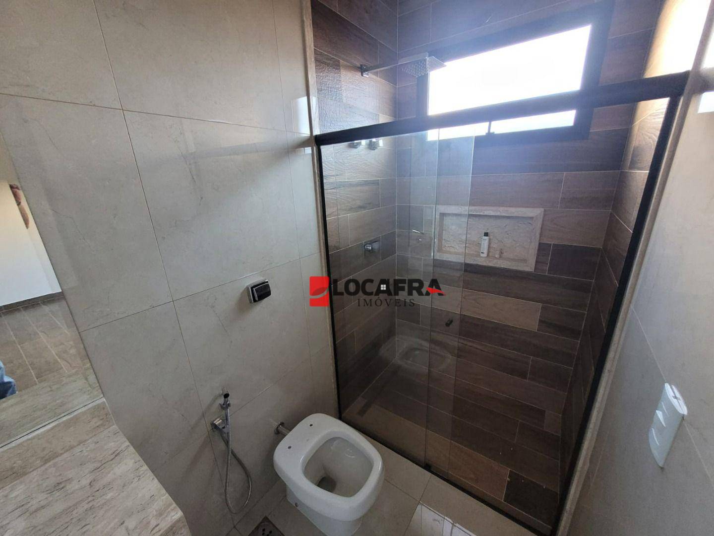 Casa de Condomínio à venda com 4 quartos, 378m² - Foto 10