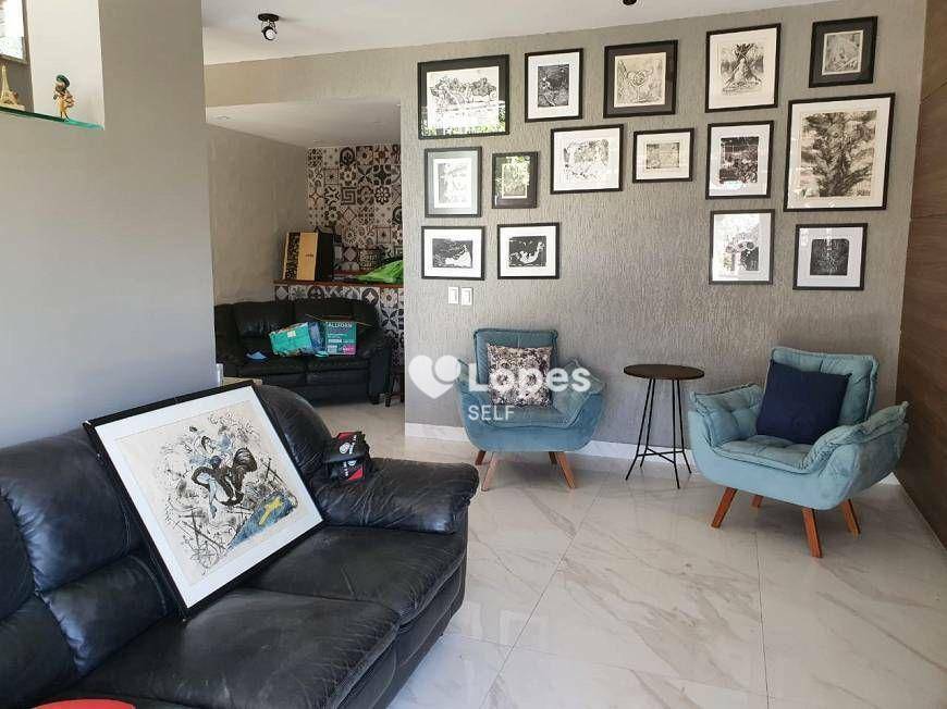 Casa de Condomínio à venda com 3 quartos, 270m² - Foto 10