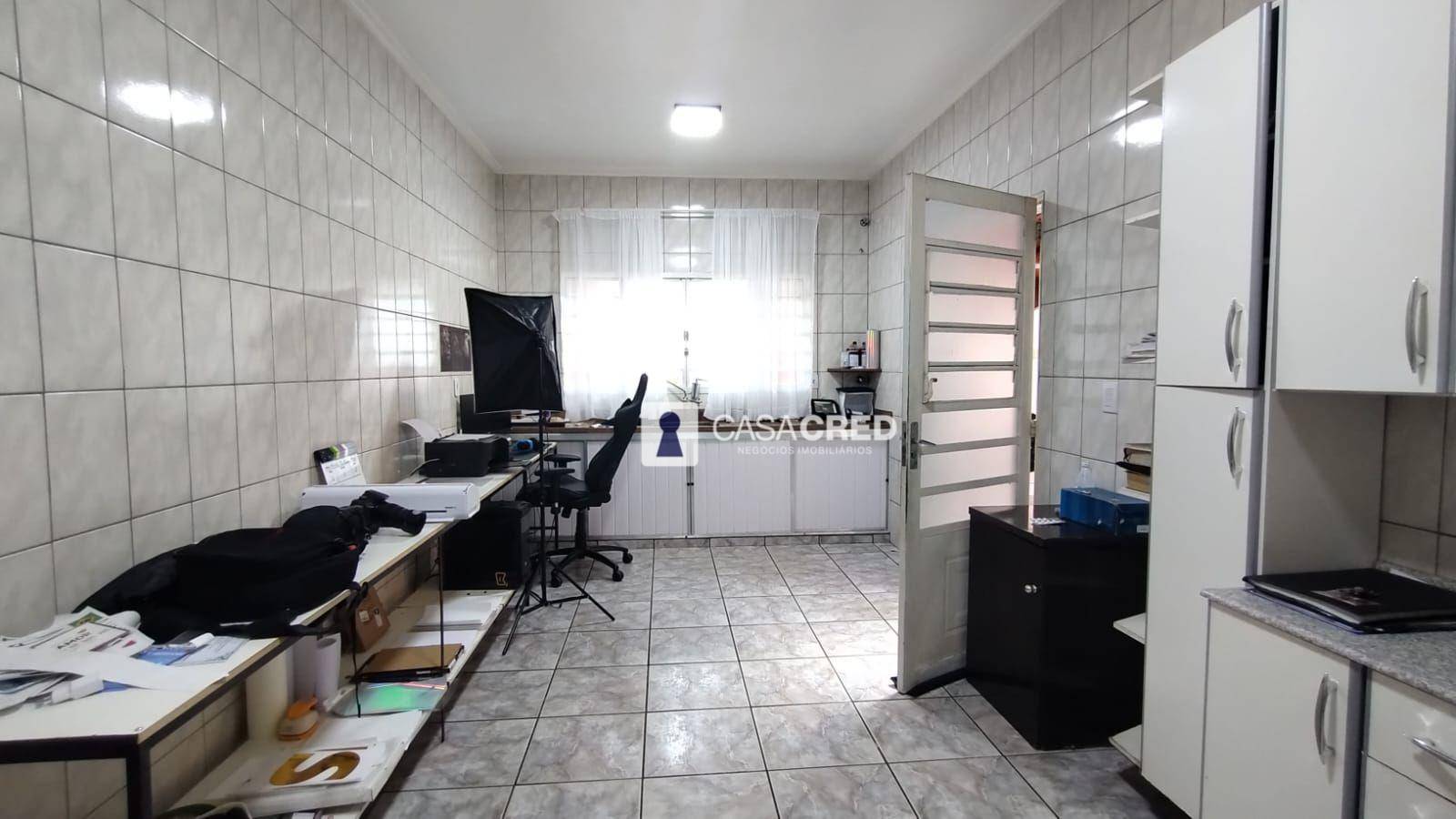 Casa à venda e aluguel com 5 quartos, 260m² - Foto 10