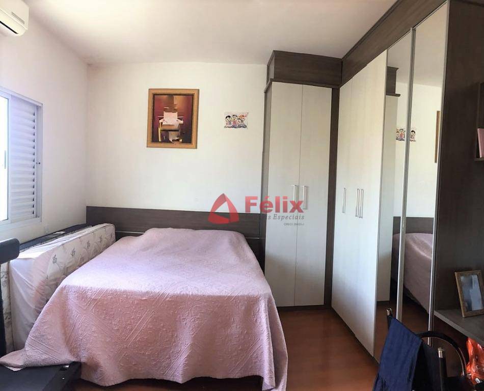 Sobrado à venda com 4 quartos, 310m² - Foto 13