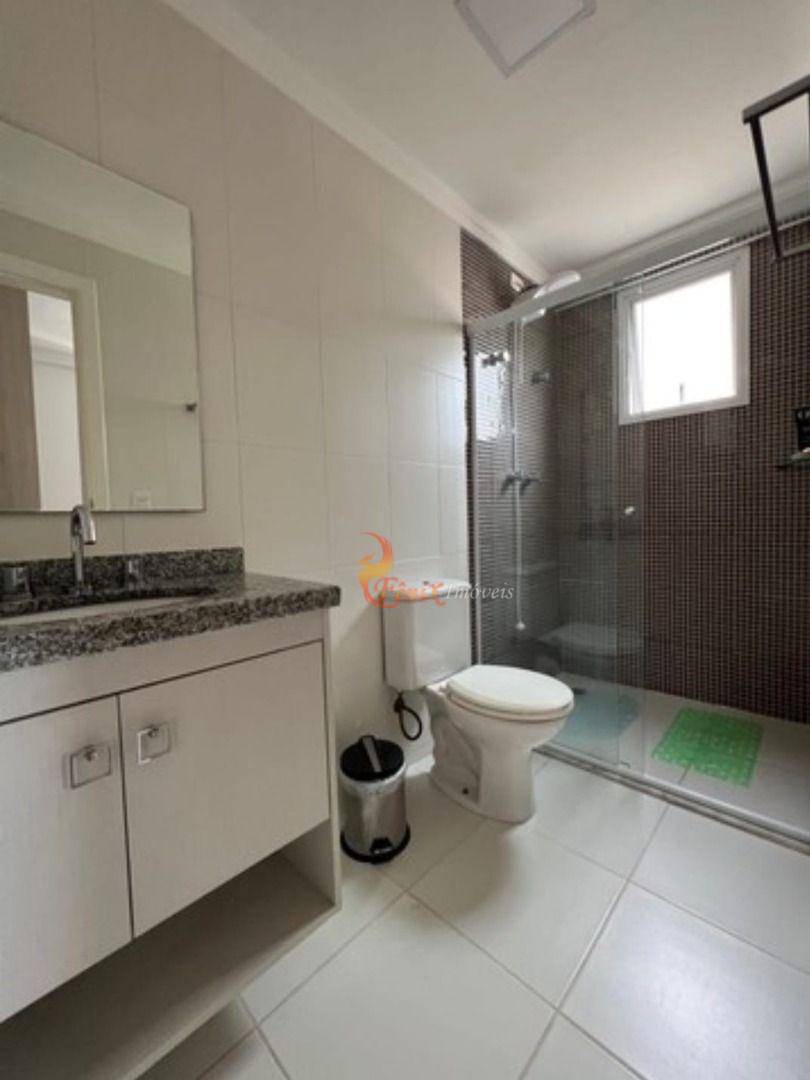 Apartamento à venda com 3 quartos, 156m² - Foto 10