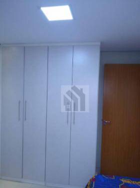 Apartamento à venda com 2 quartos, 62m² - Foto 5