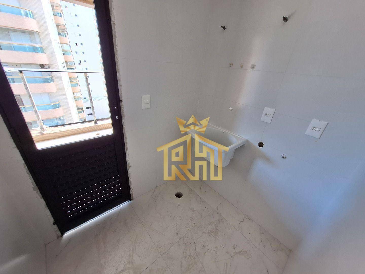 Apartamento à venda com 3 quartos, 135m² - Foto 27