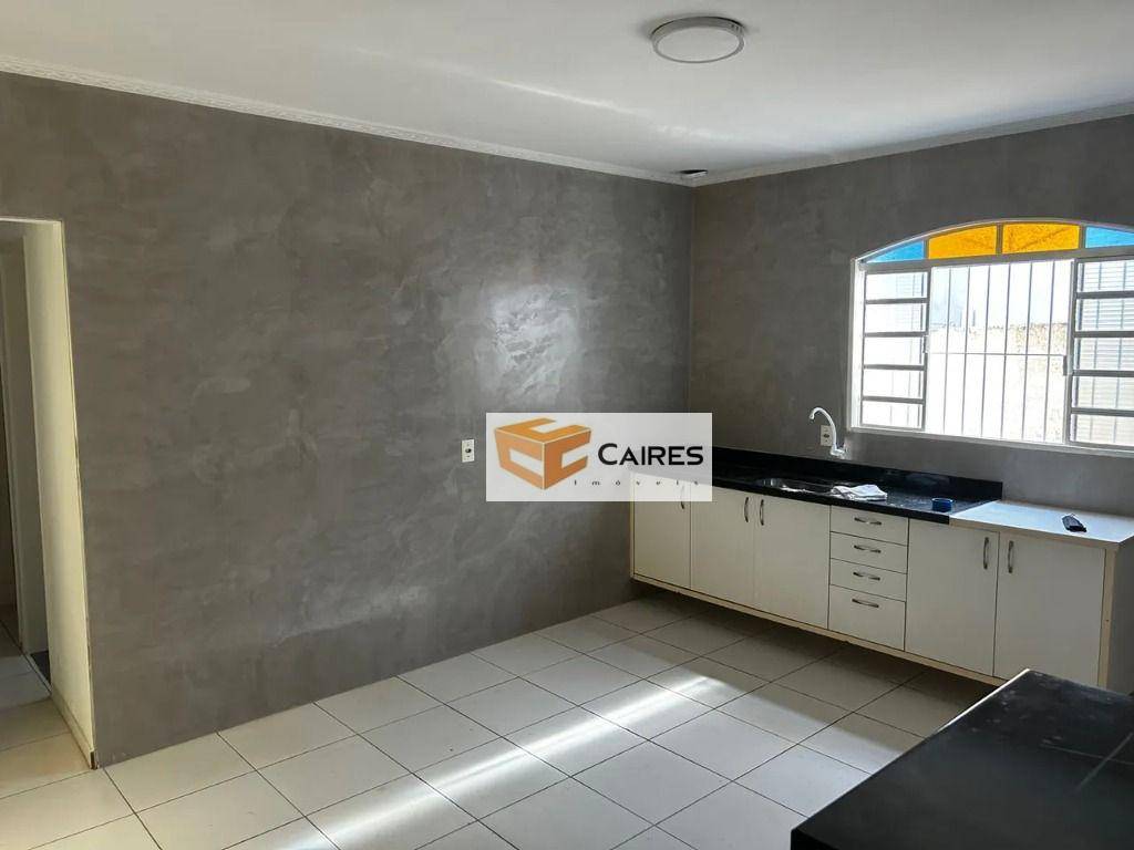 Casa à venda com 3 quartos, 197m² - Foto 7