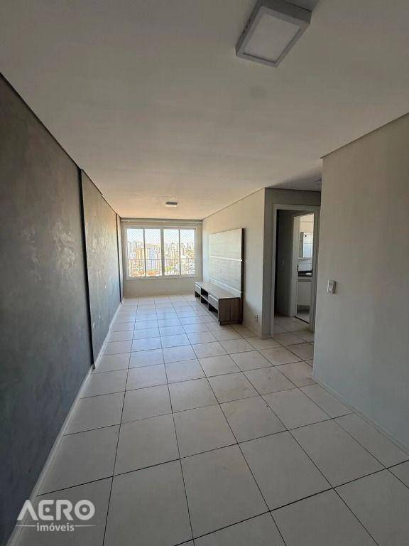 Apartamento à venda com 2 quartos, 61m² - Foto 6