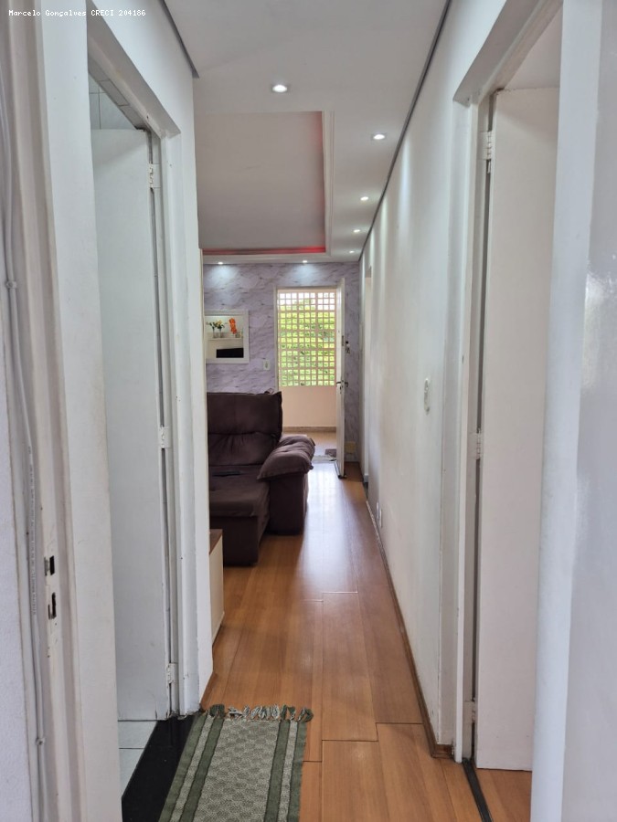 Apartamento à venda com 2 quartos, 60m² - Foto 1