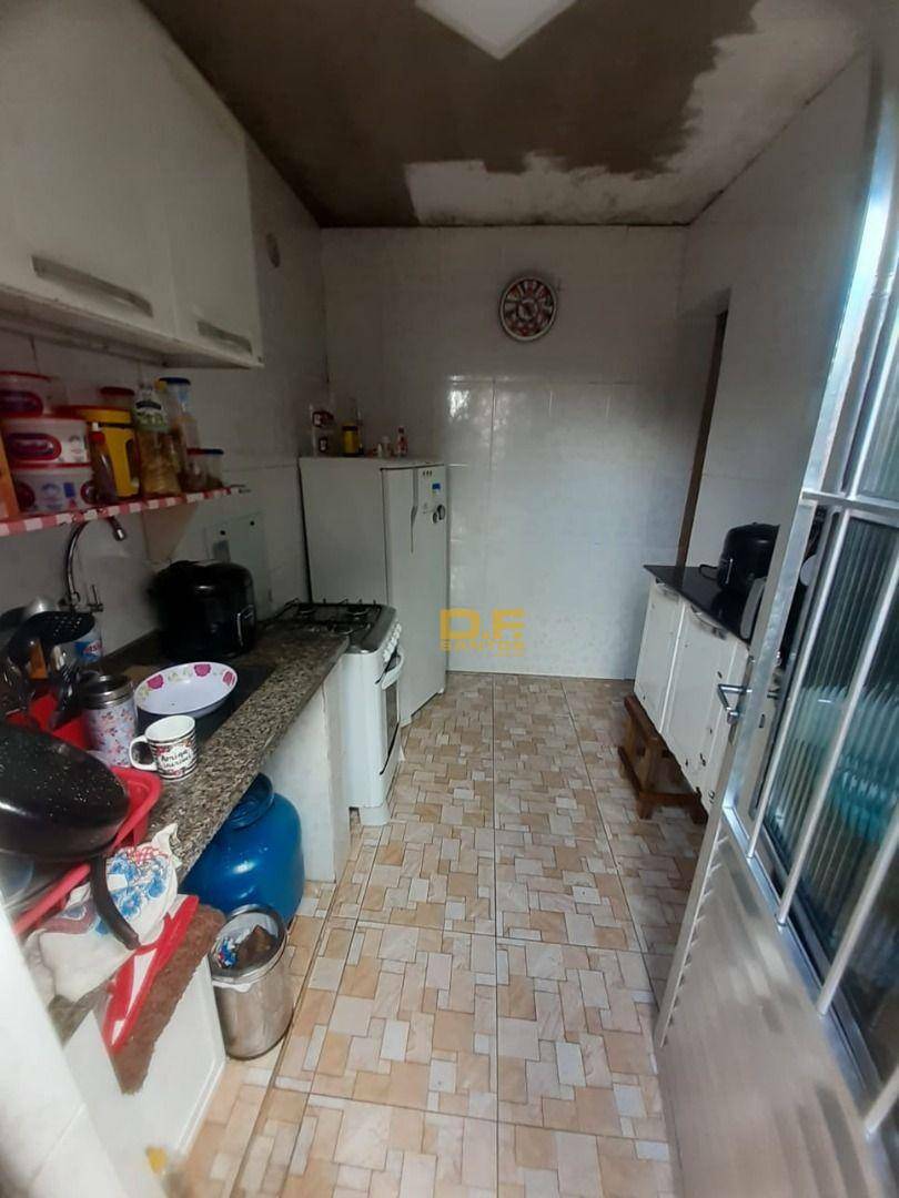 Casa à venda com 2 quartos, 167M2 - Foto 4