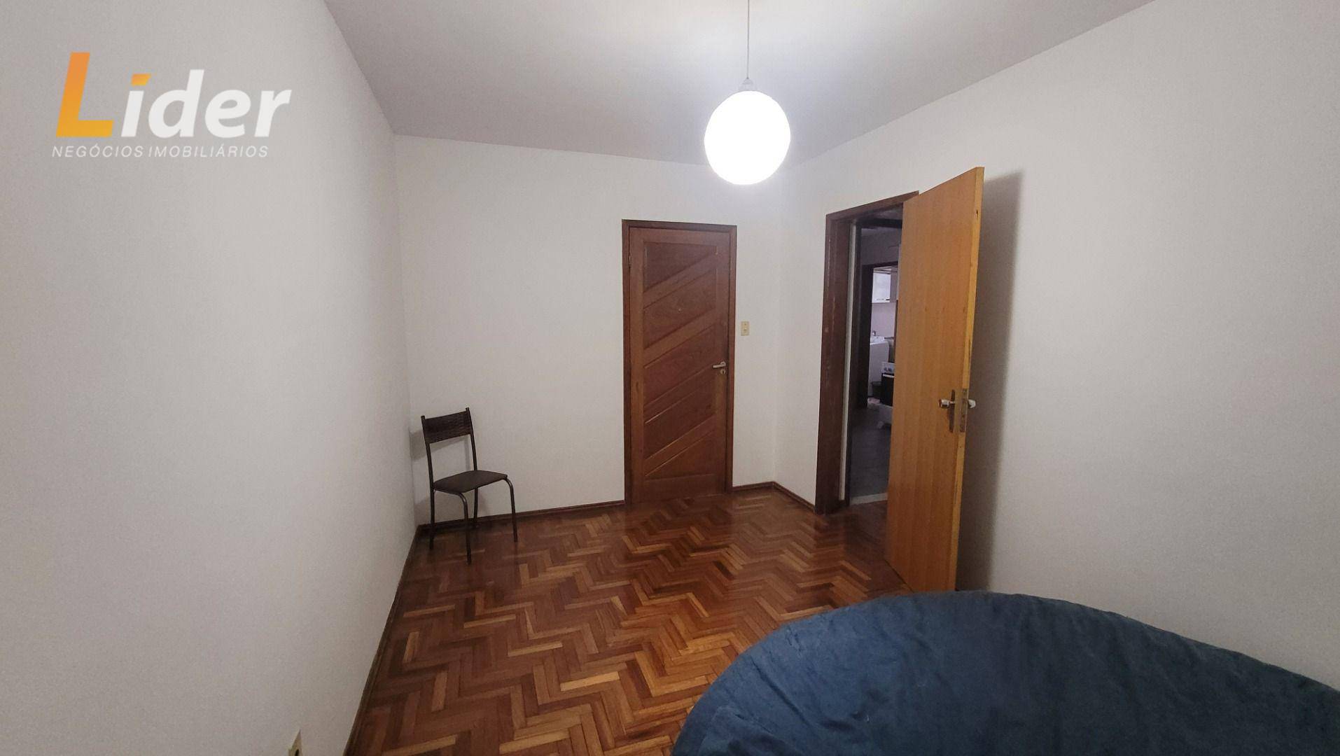 Apartamento para alugar com 2 quartos, 70m² - Foto 3