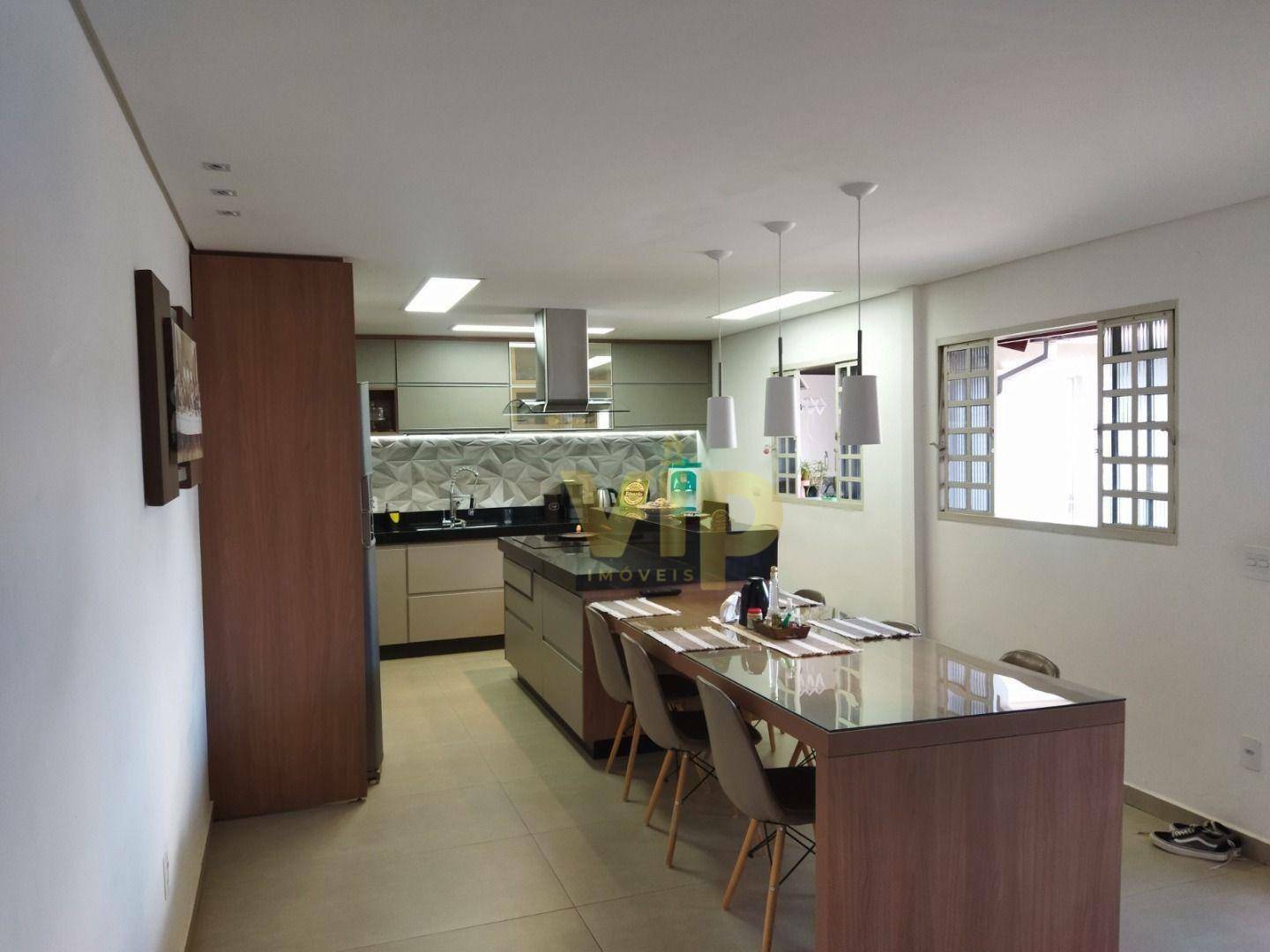 Casa à venda com 3 quartos, 185m² - Foto 12