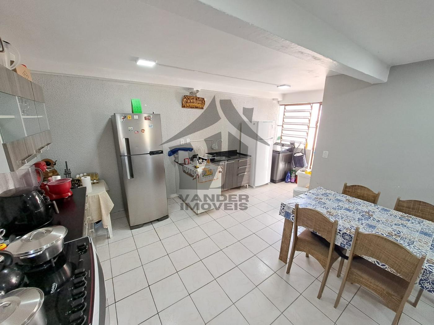 Casa à venda com 4 quartos, 450m² - Foto 8