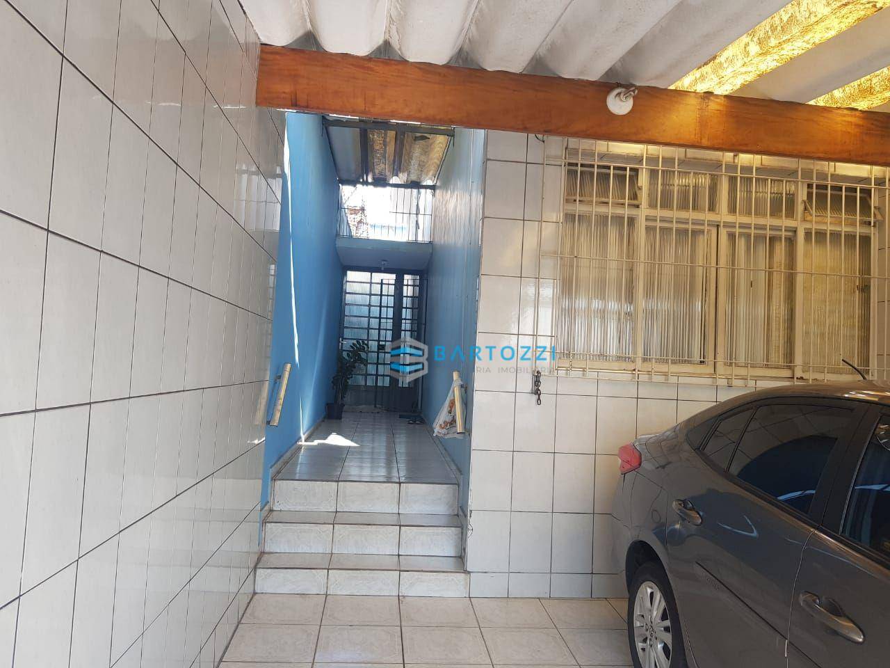 Sobrado à venda com 3 quartos, 140m² - Foto 1