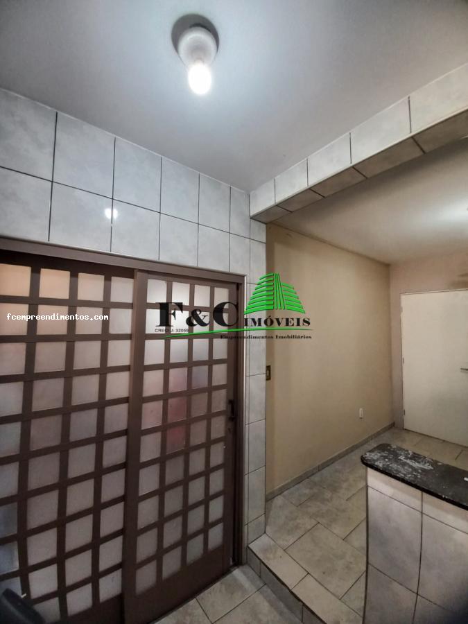 Sobrado à venda com 4 quartos, 250m² - Foto 14