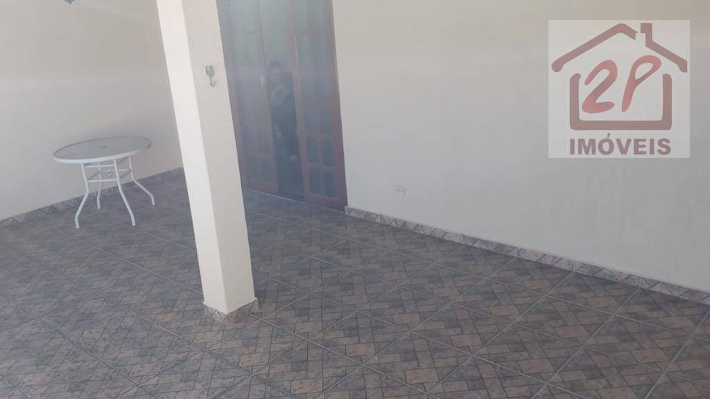 Casa à venda com 4 quartos, 200m² - Foto 5