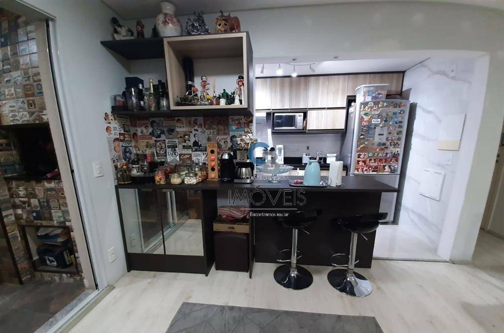 Apartamento à venda com 3 quartos, 77m² - Foto 12