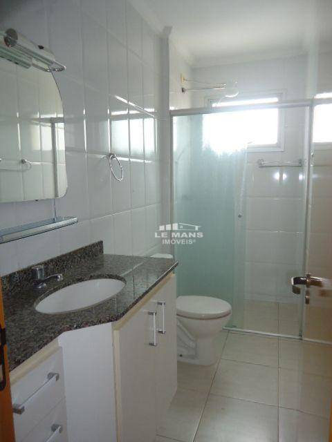 Apartamento à venda com 2 quartos, 77m² - Foto 18