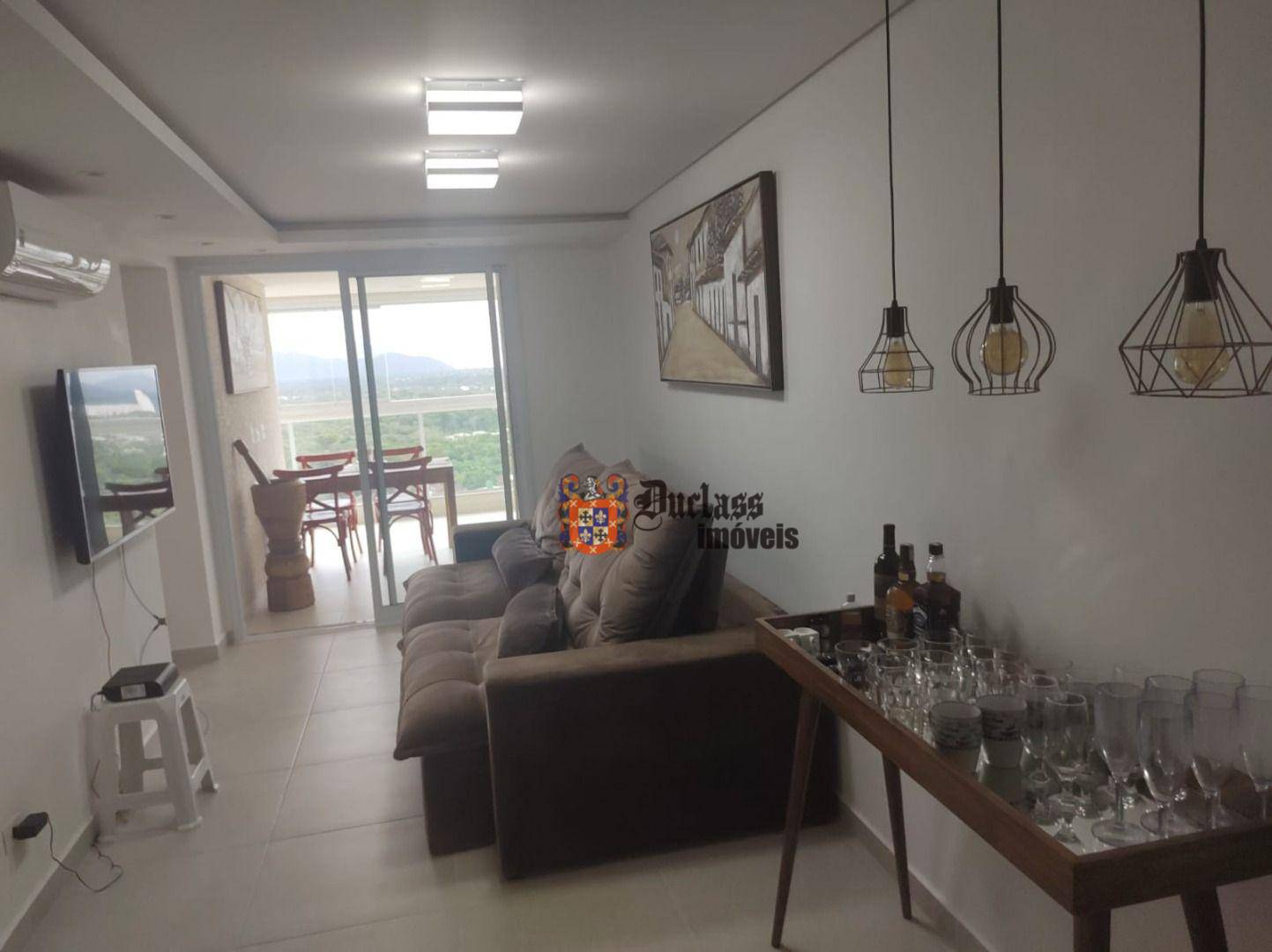 Apartamento à venda com 2 quartos, 69m² - Foto 1