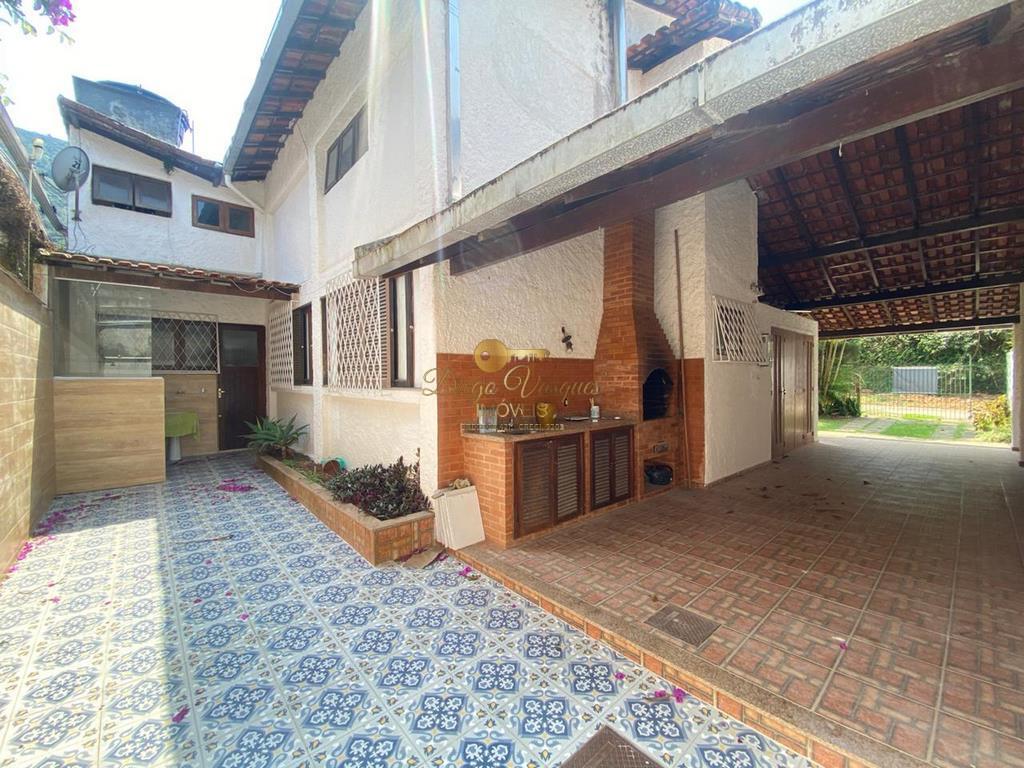 Casa de Condomínio à venda com 4 quartos, 300m² - Foto 3