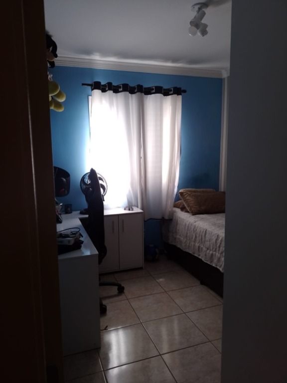 Apartamento à venda com 2 quartos, 67m² - Foto 13