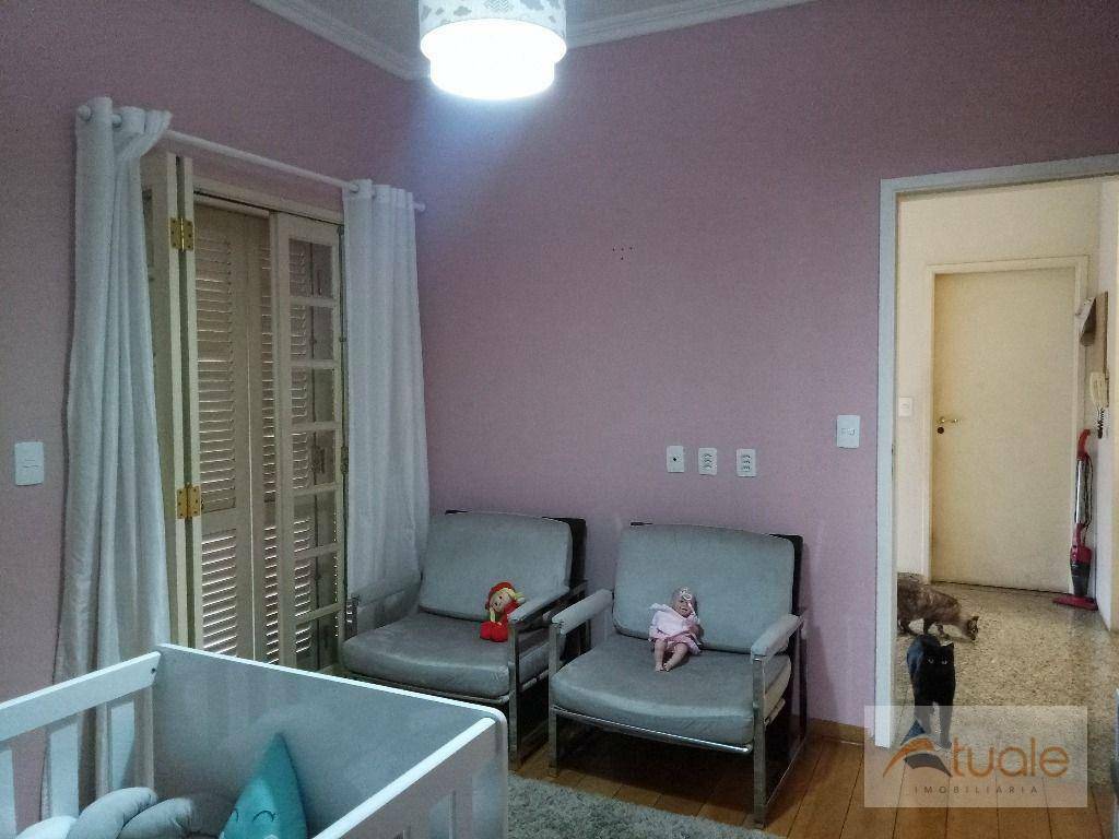 Casa à venda com 4 quartos, 300m² - Foto 32